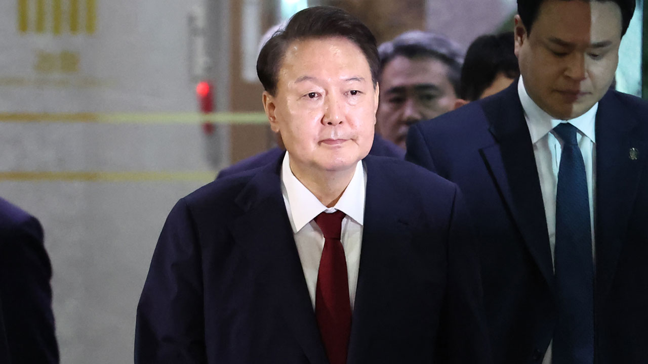 尹측 "특검이 출석일 일방 통보‥출석 안 해도 '불응' 아냐"