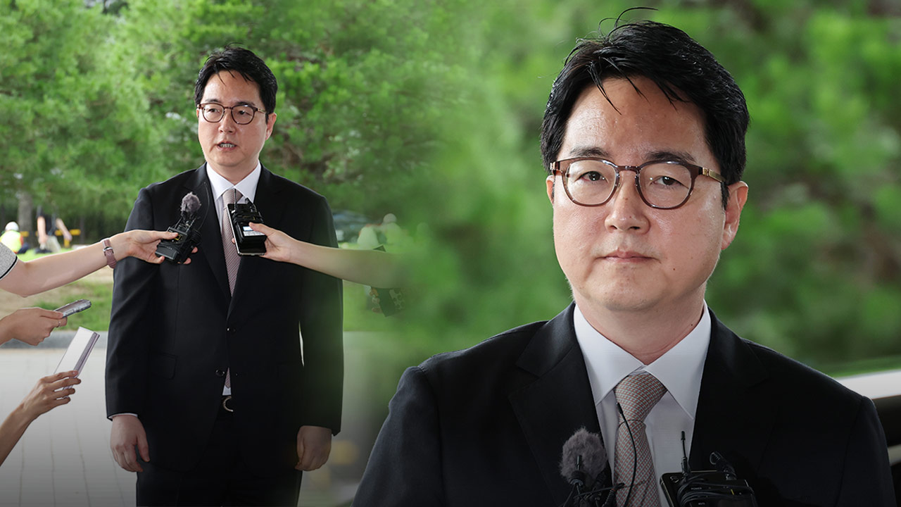 심우정, 검찰개혁에 "충분한 논의 거쳐야"‥'수사 대상' 질문엔 침묵