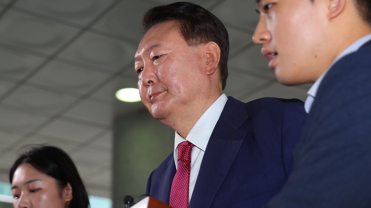 [속보] 윤석열, 오전 9시 1분 내란특검 출석‥2차 조사 시작