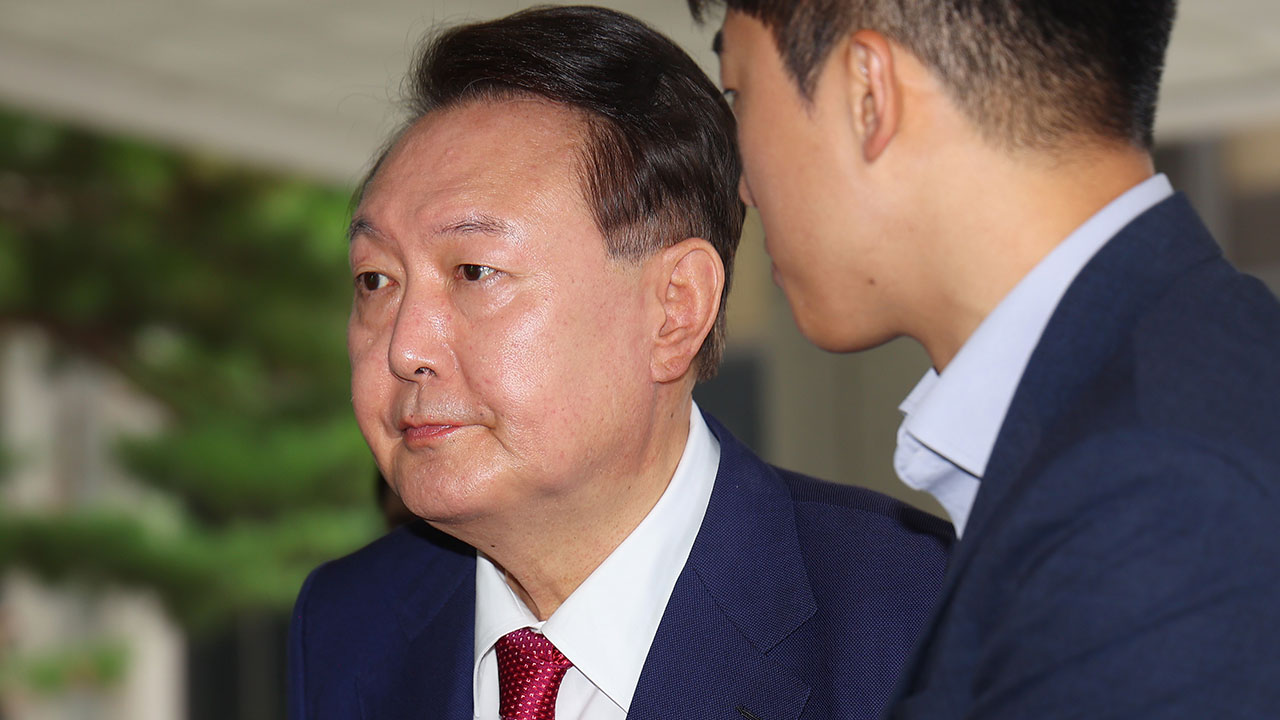 내란 특검 "尹 2차 조사 순조롭게 진행‥체포방해 혐의부터 조사"