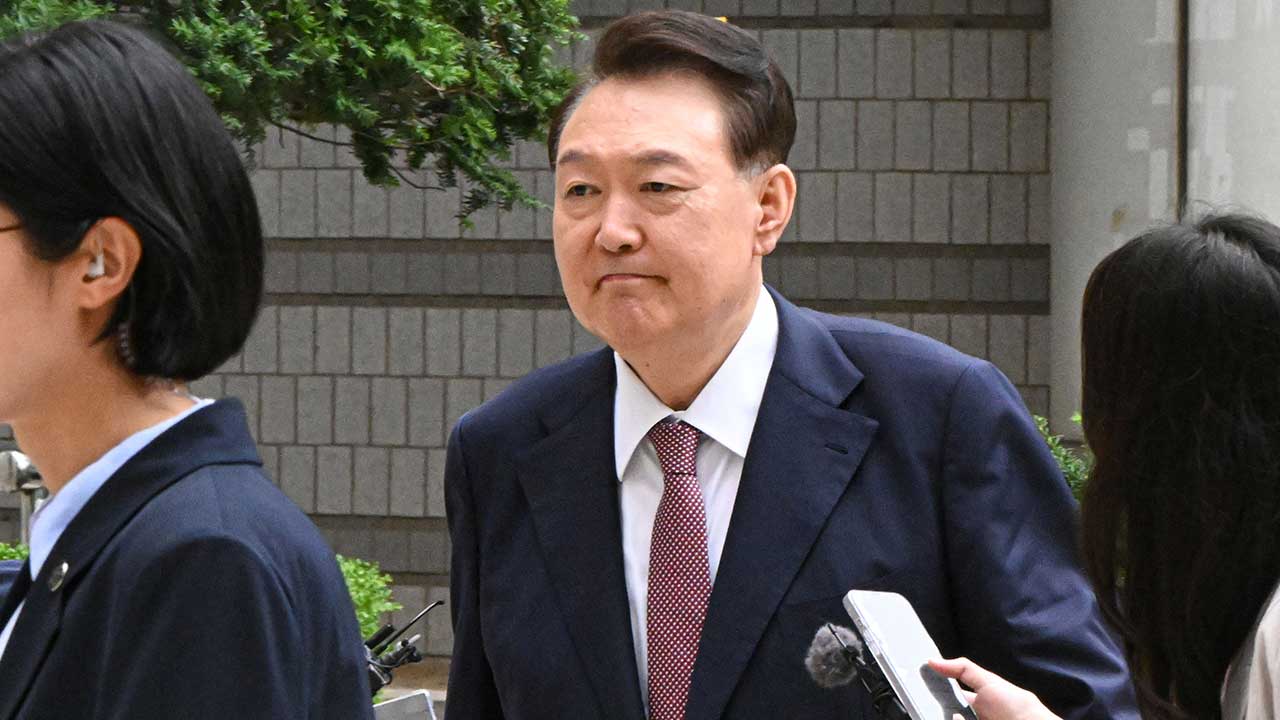 [속보] 내란특검 "윤 전 대통령 건강상 문제 없다는 교정당국 회신 받아"