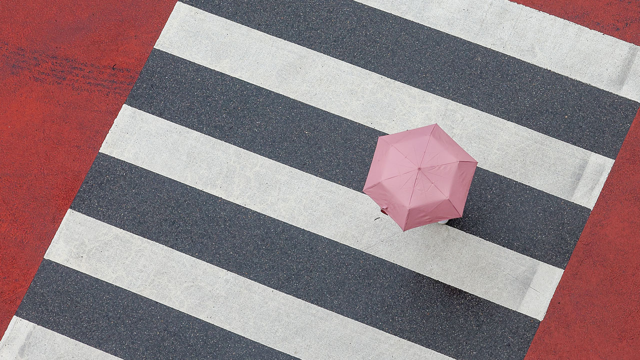 [날씨] 전국 대부분 흐리고 비‥낮 최고 35도