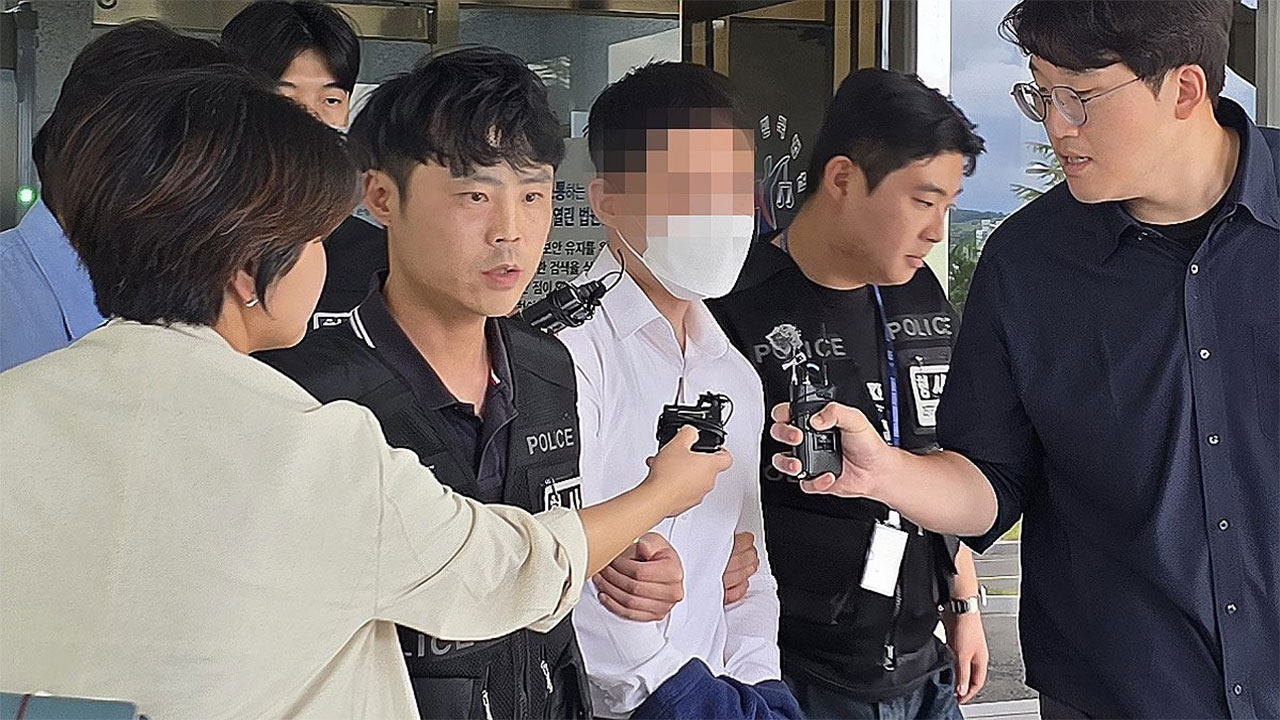 '고교 시험지 유출' 교사 이어 학부모·학교 관계자도 구속