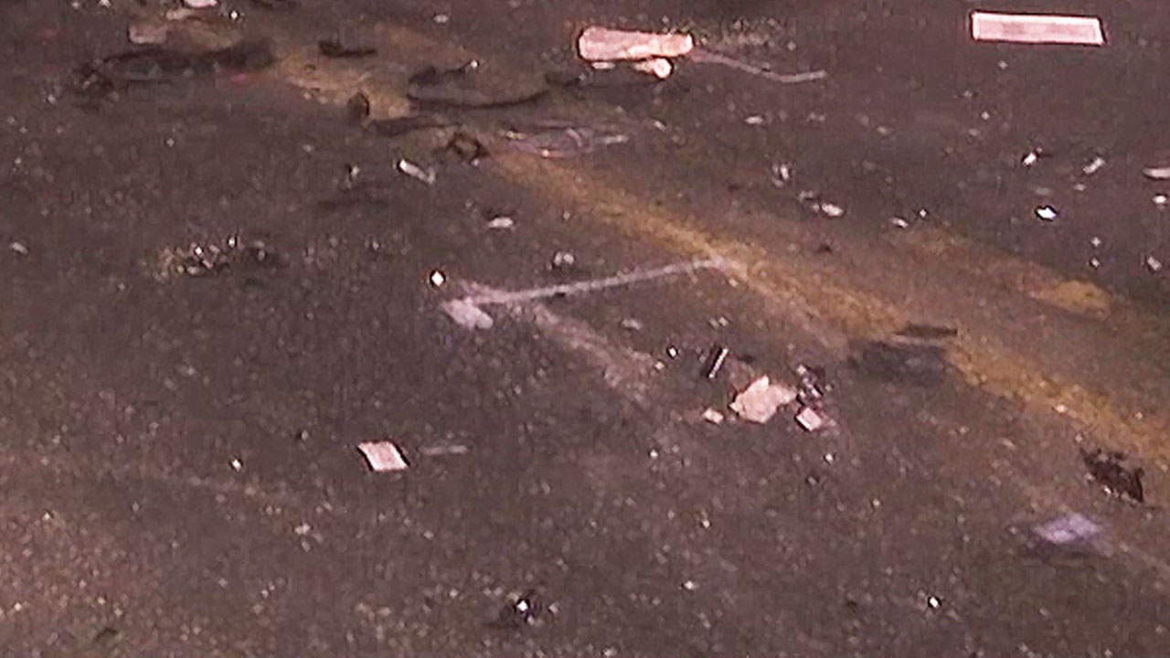 충남 부여대교서 화물차-트럭 추돌‥90대 1명 사망