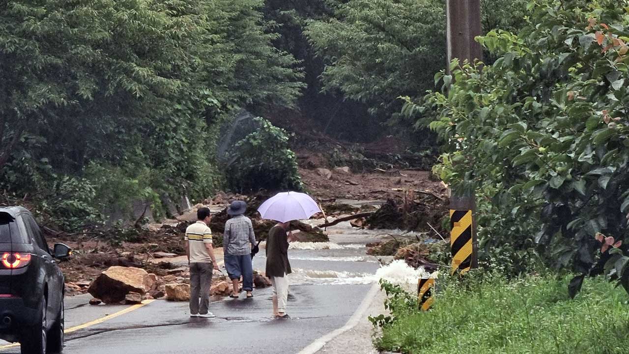 중대본 "전국 폭우 실종자 1명 늘어나‥사망 10명·실종 8명"