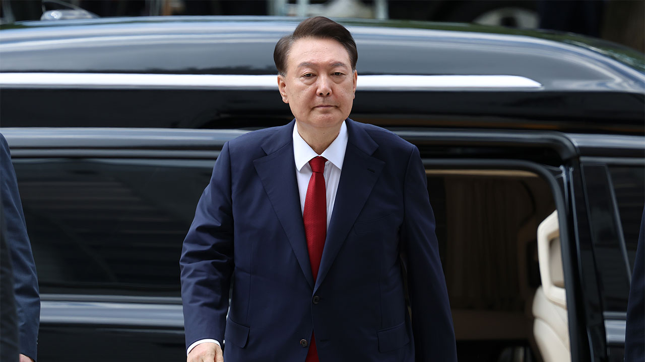 '내란' 특검 "윤 변호인단, 사실과 다른 주장 전파" 비판