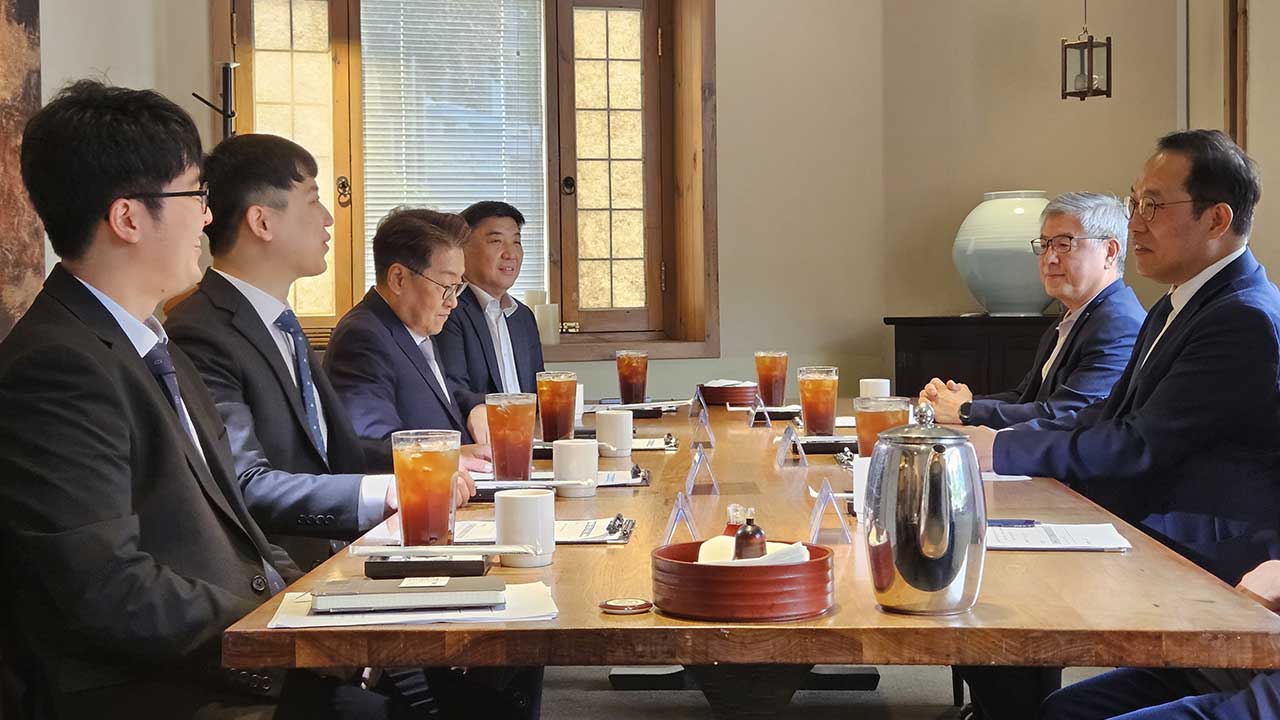 '전공의 복귀 논의' 수련협의체‥"군 문제 이견‥다음 주 합의 후 모집 공고"