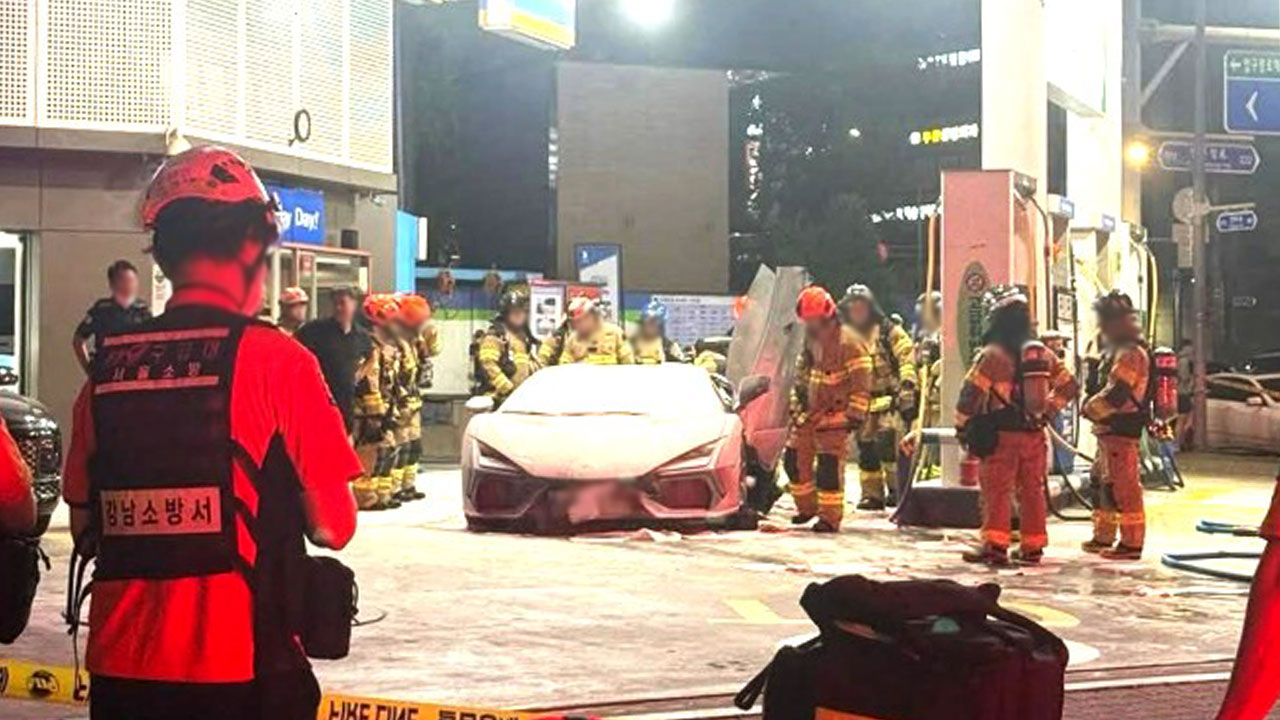 기름 넣던 람보르기니에서 불‥운전자 등 2명 부상