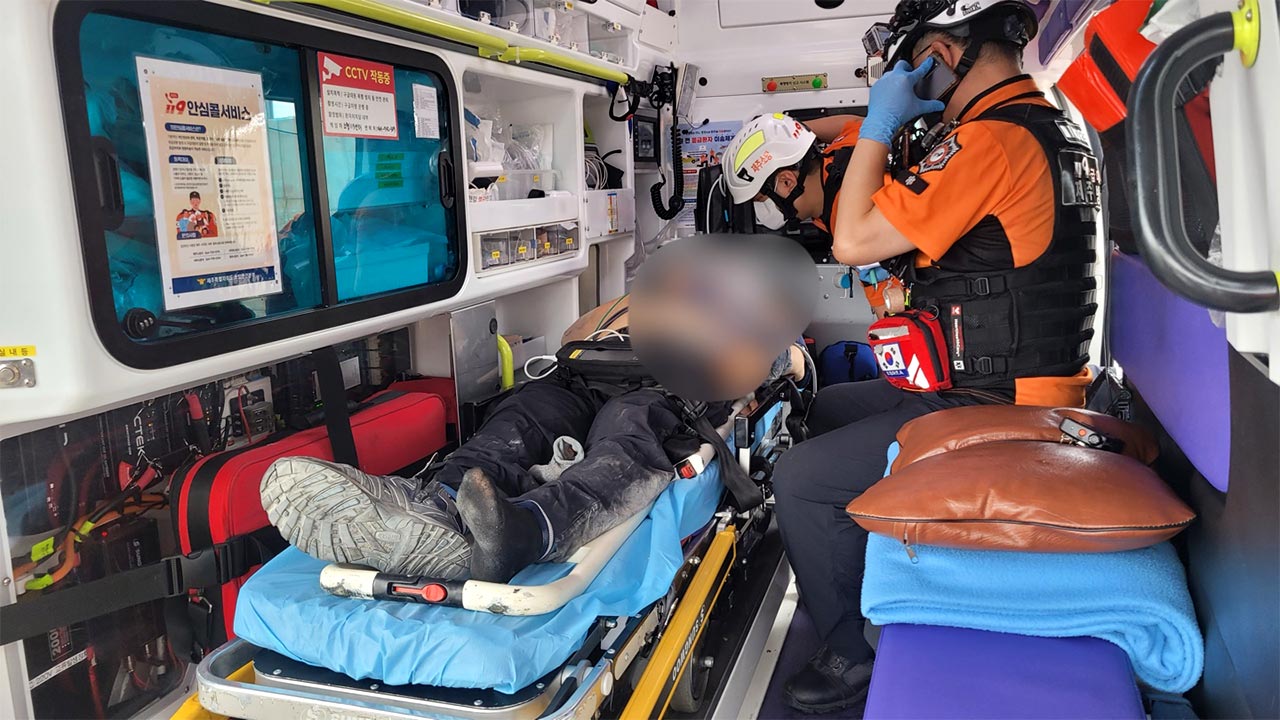 제주 공사현장서 가스 누출 추정 4명 이송