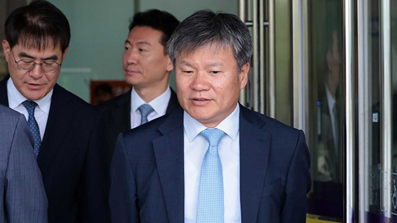 특검 "尹, 더위서 수의 벗은 것 아냐" 尹 입장에 반박