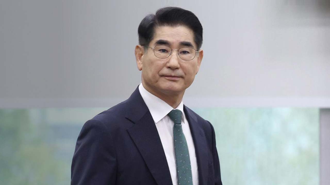 '내란'특검, 김용현 전 국방부 장관 구치소 방문 조사