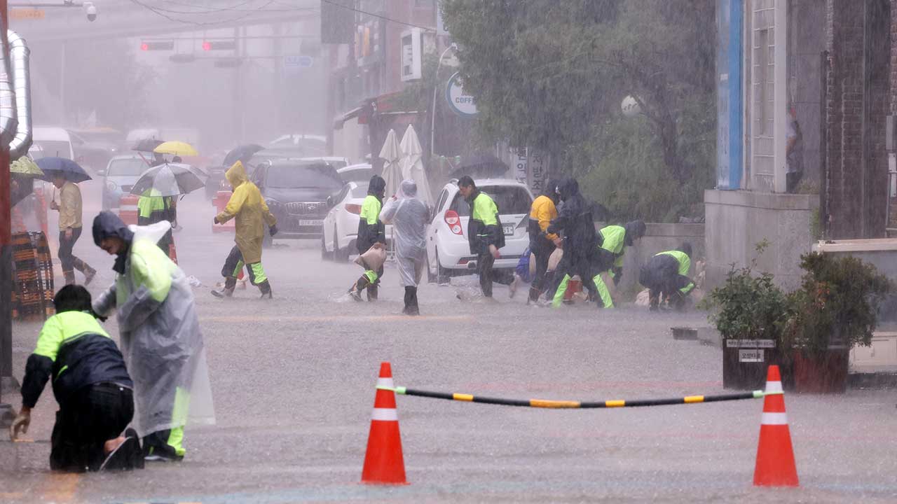 정부, 호우 피해 8개 시·도에 응급 복구비 65억 원 지원