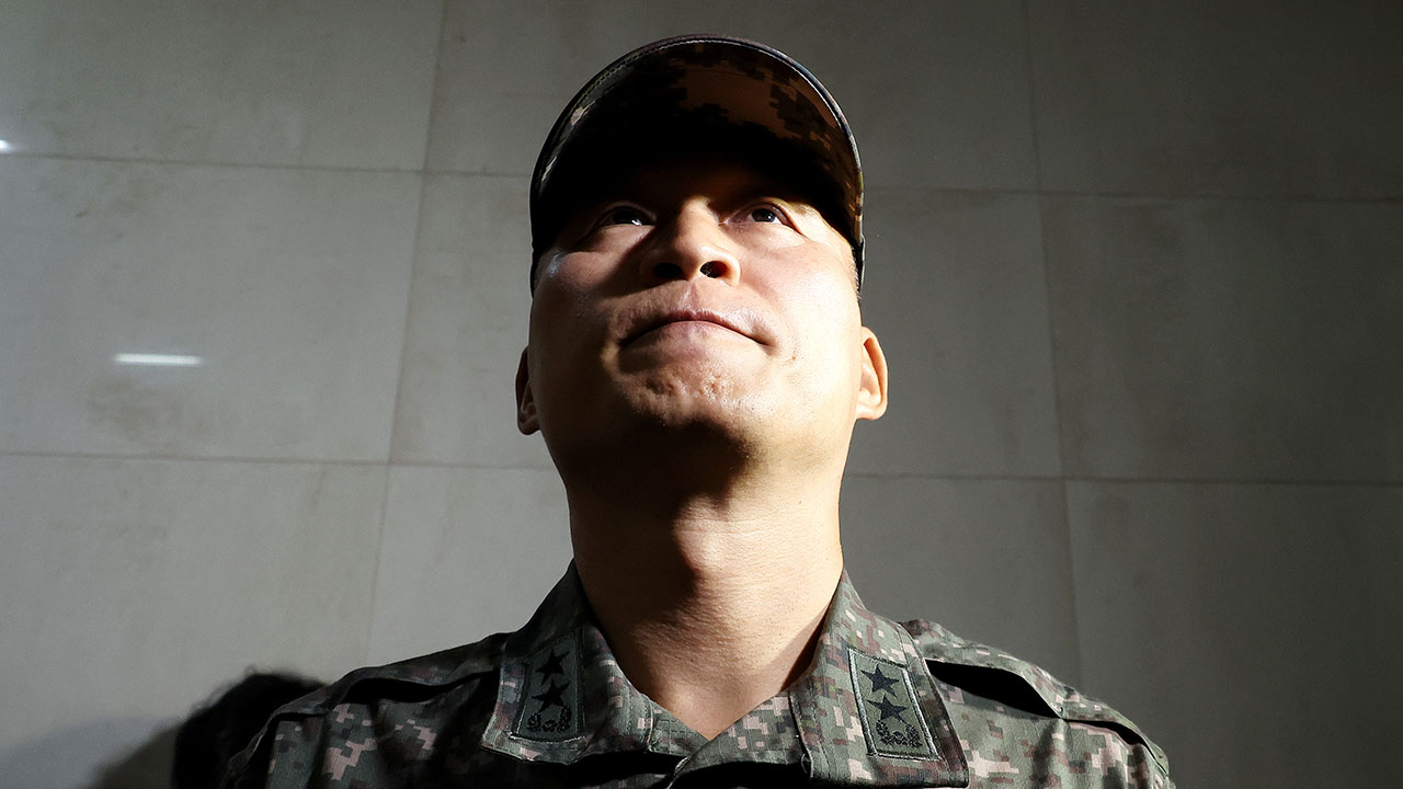 군 검찰단장, VIP 격노 당일 박진희에 "사건 재검토 위한 보류 이첩 가능하다"