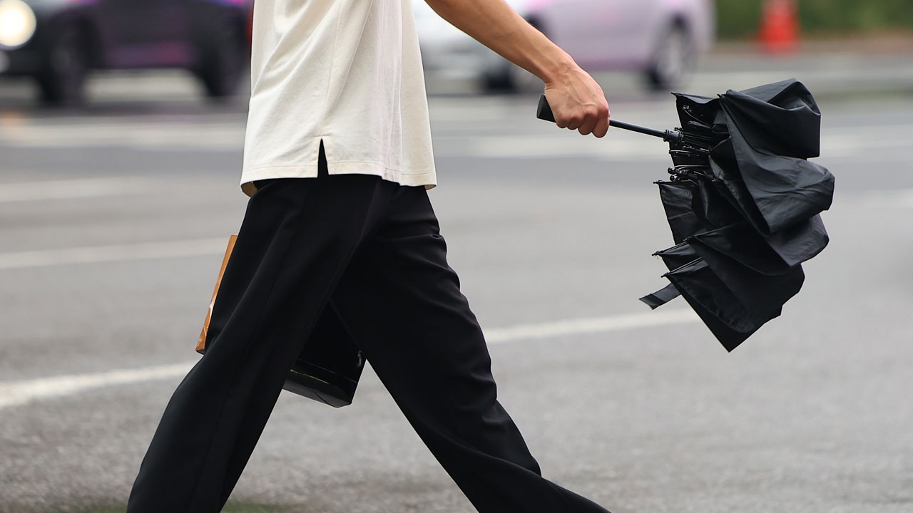 [날씨] 전국 많은 비‥'가뭄 재난사태' 강릉엔 찔끔