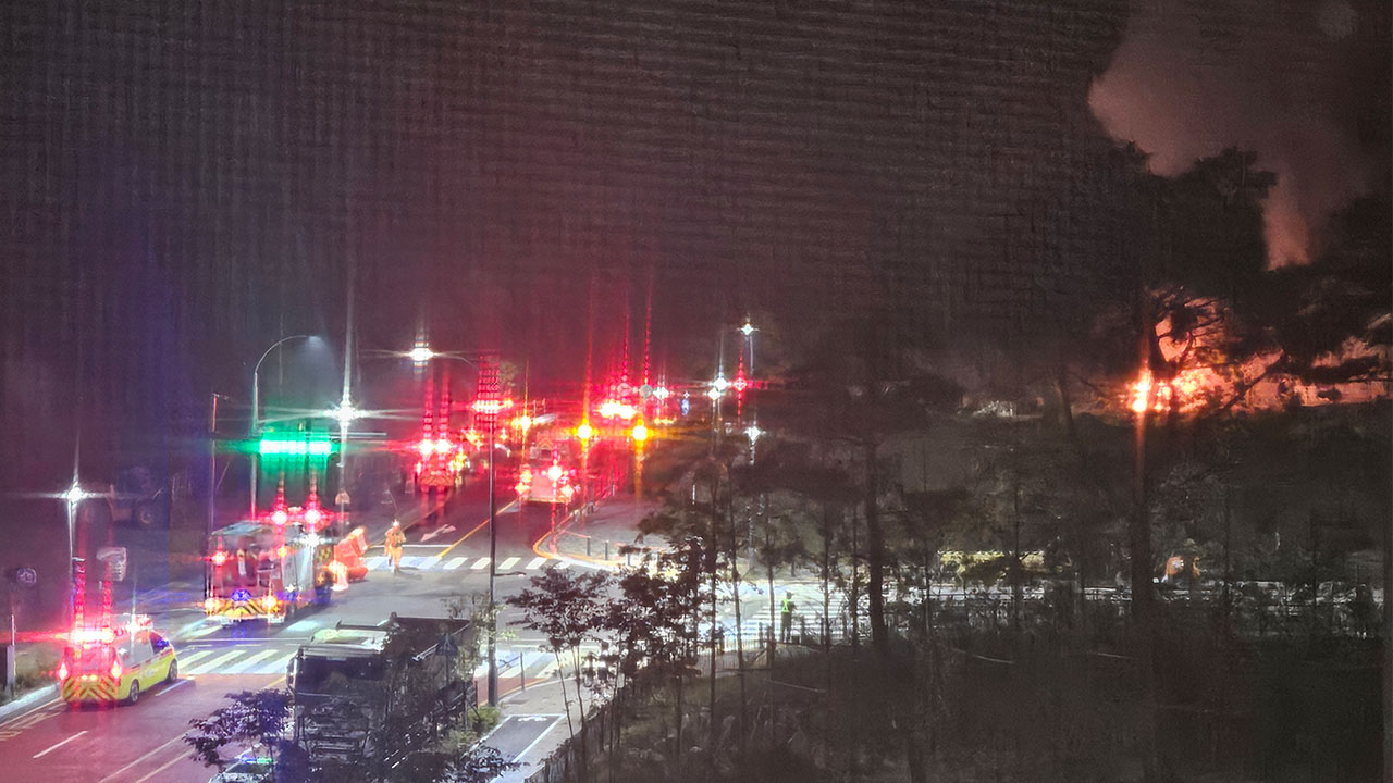 경기 용인 공터서 차량 화재‥1명 병원 이송