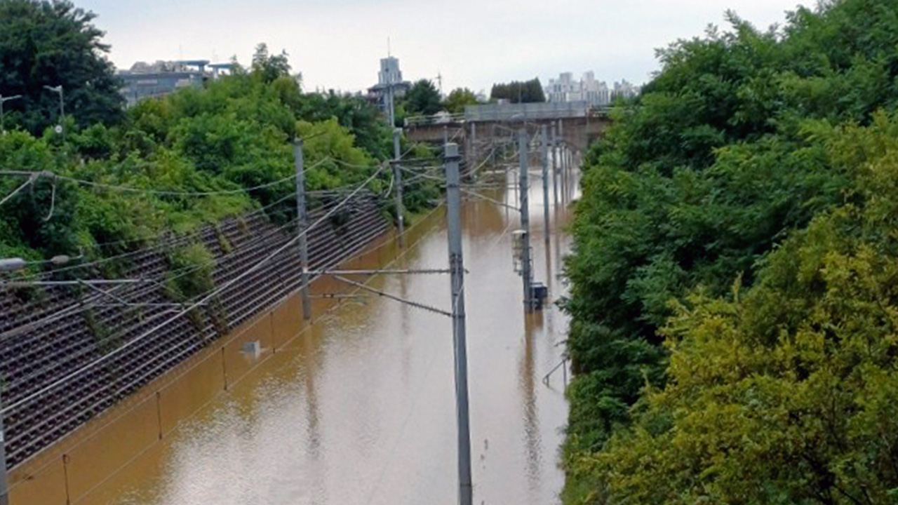 '집중호우 침수' 전라선 익산-전주 구간 오전 10시 운행 재개