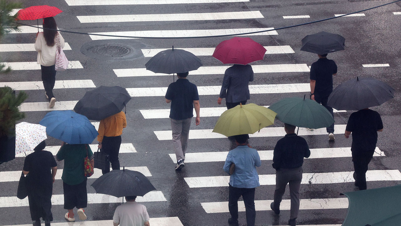 [날씨] 남부지방에 강한 비‥가을 문턱 '백로'에도 늦더위