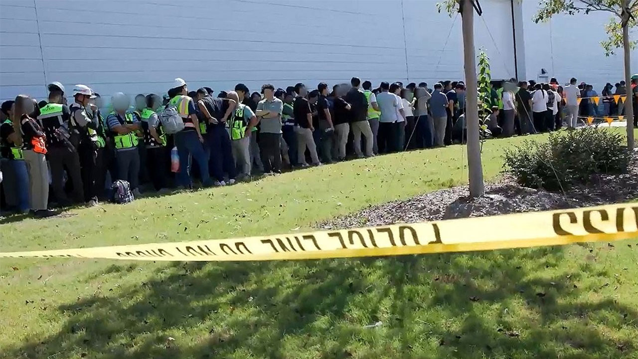 '한국인 구금'에 시민단체들 미 대사관 앞 규탄집회‥"즉각 석방"