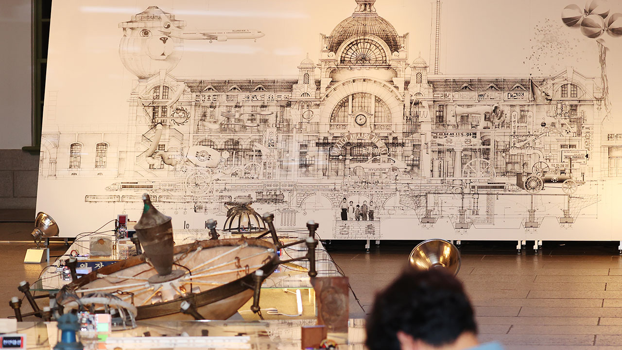 옛 서울역 100주년 전시 개막‥현 서울역사와 연결통로 최초 개방