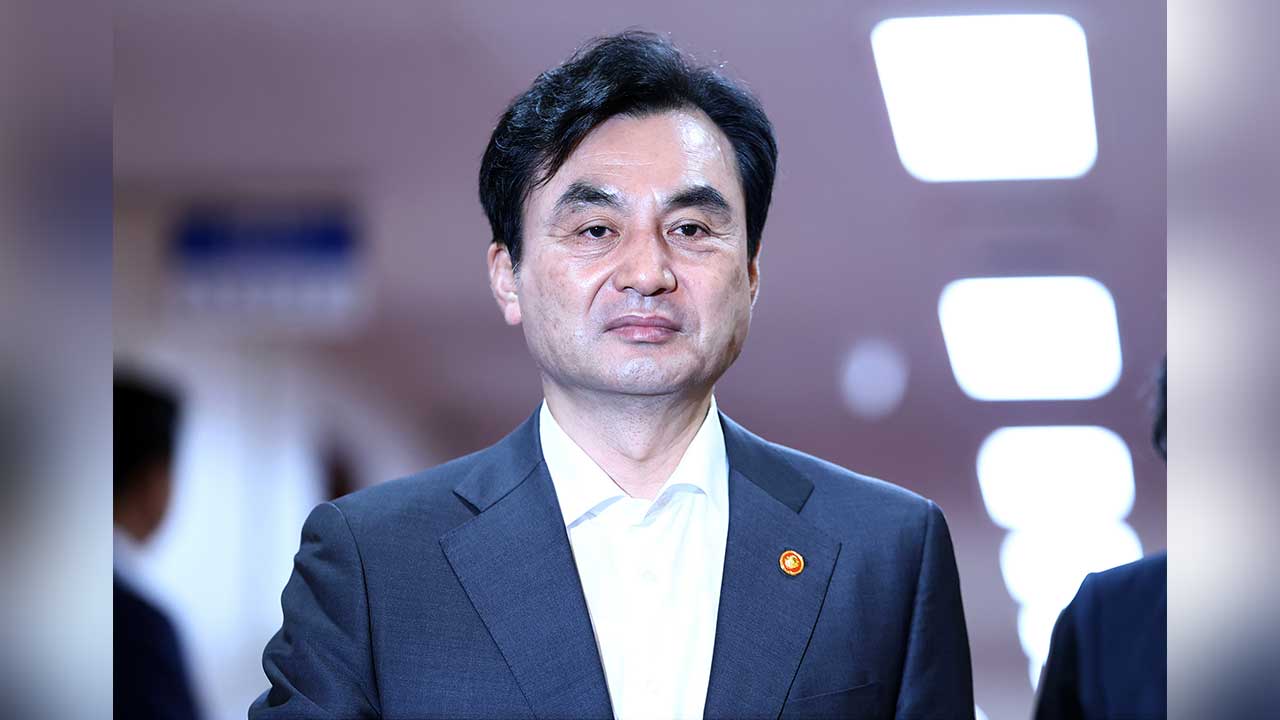 '순직해병' 특검, 안규백 장관 참고인 조사‥임성근과 14분 통화 내용 확인