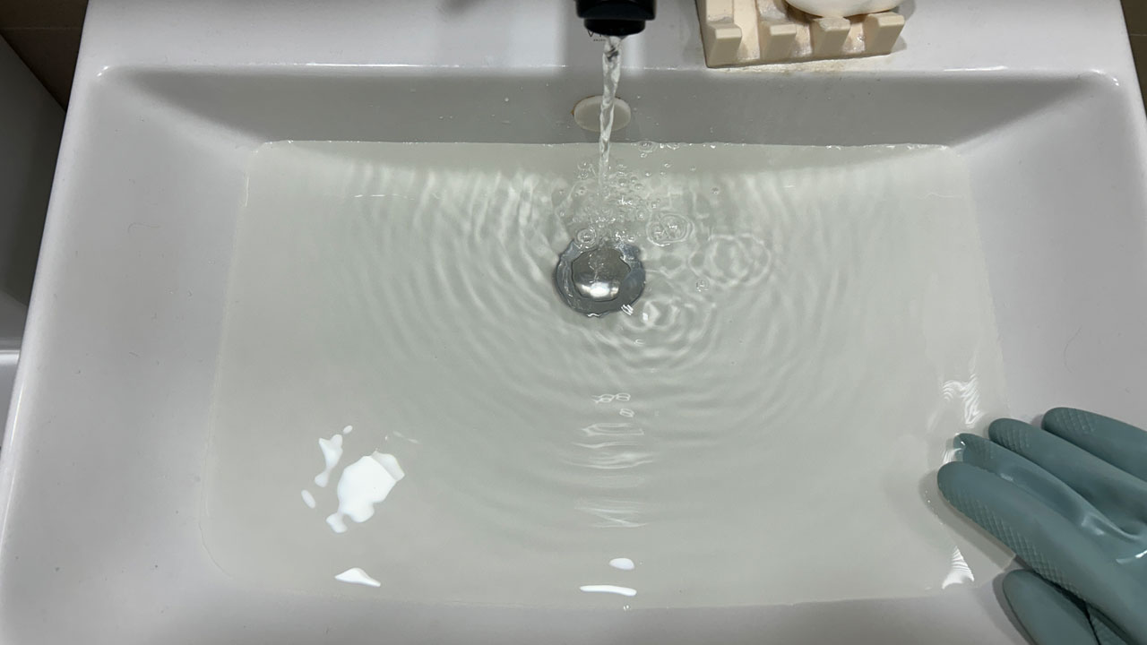 파주시 운정4동 일대 탁수 발생‥"수돗물 식음 중지" 재난문자