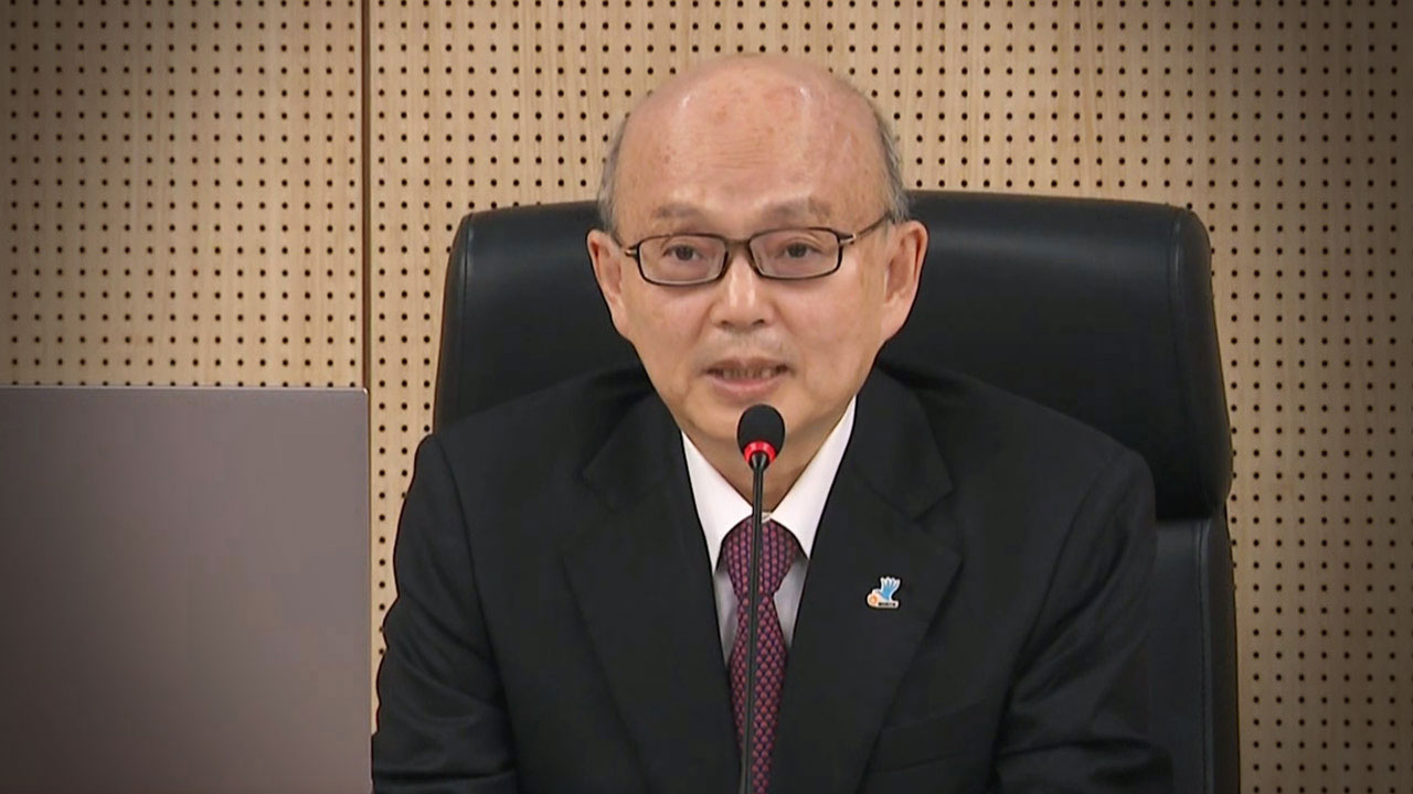 안창호 인권위원장 '여직원 머리카락 만졌다' 제보에 "부적절 접촉 없었다" 주장