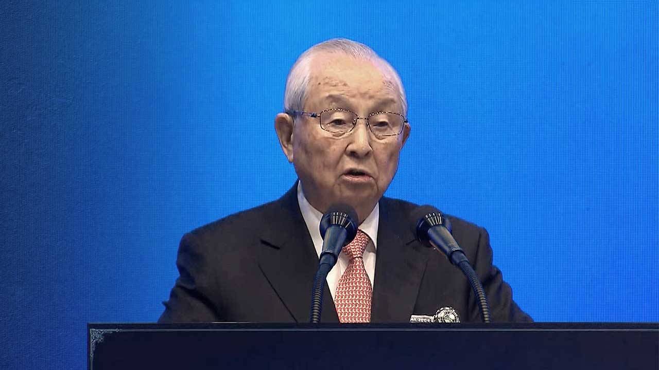 '특검 불출석' 김장환 목사, 다음 달 3일 법원서 증인신문