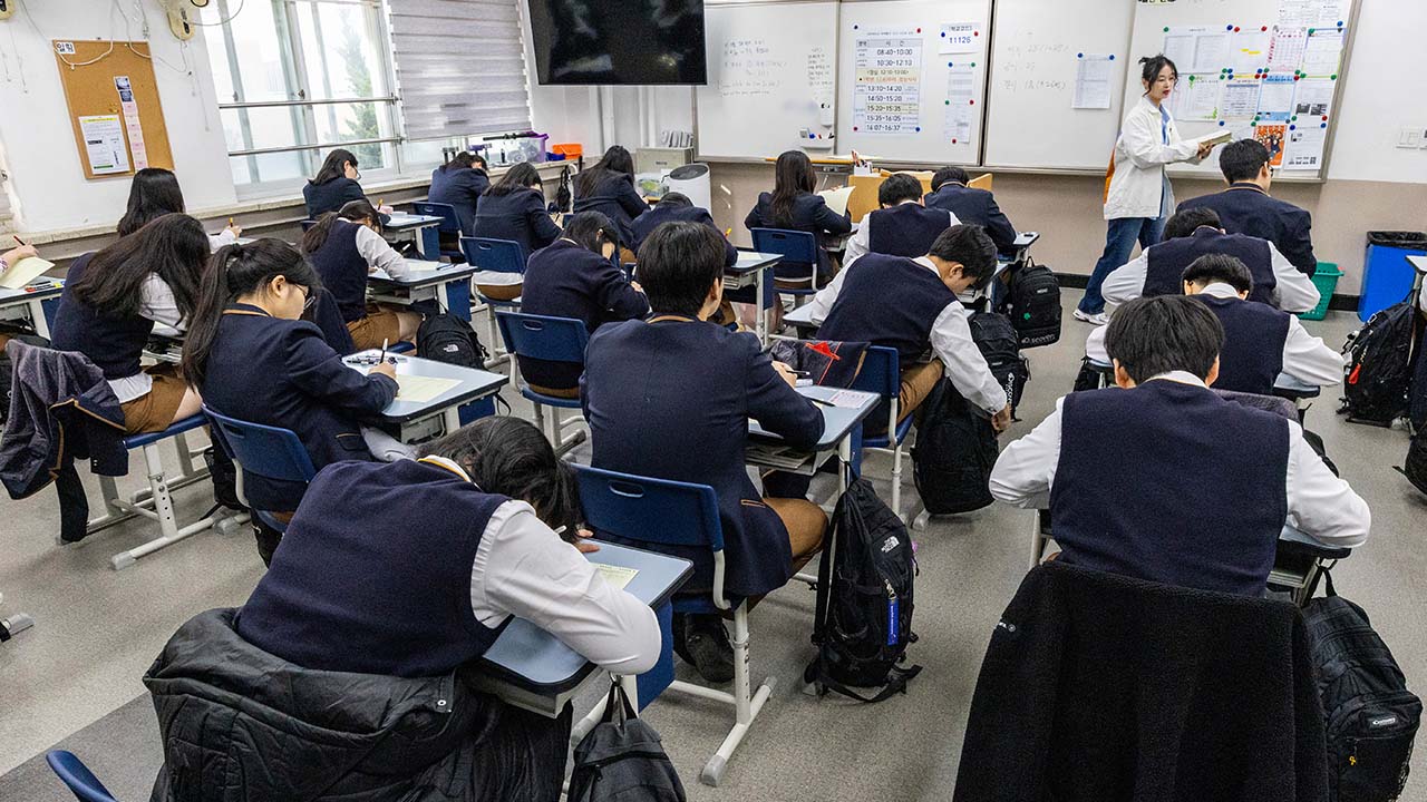 고1 1학기 학교성적 상승‥"내신 5등급제로 동점자 속출"