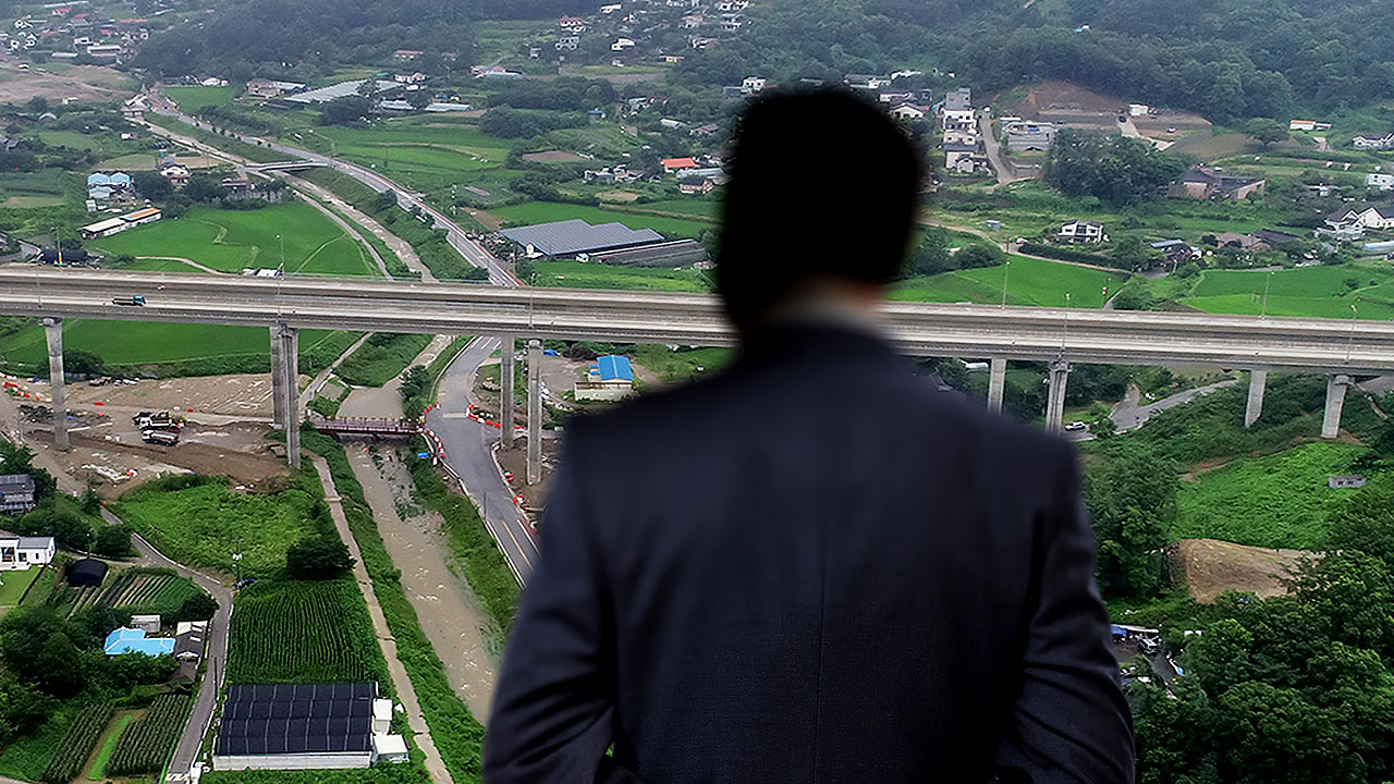 [단독] '김건희 국정농단'특검, '양평 공흥지구 의혹' 양평군청 국장 첫 조사