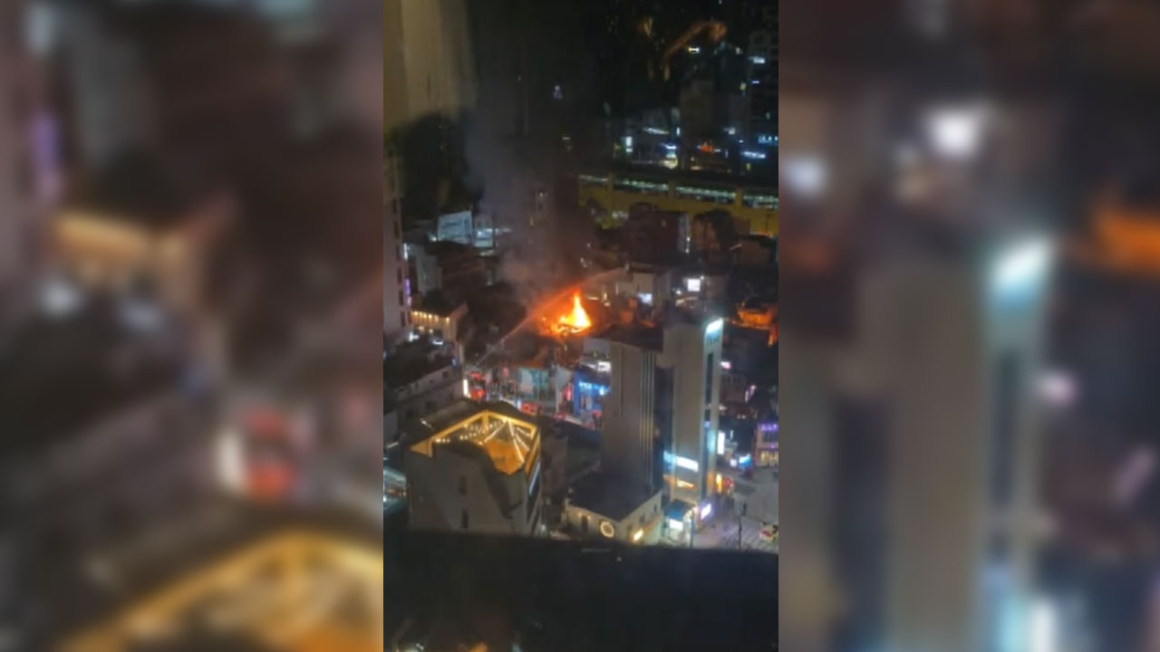 부산 동래구 주택 옥상 화재‥다친 사람 없어