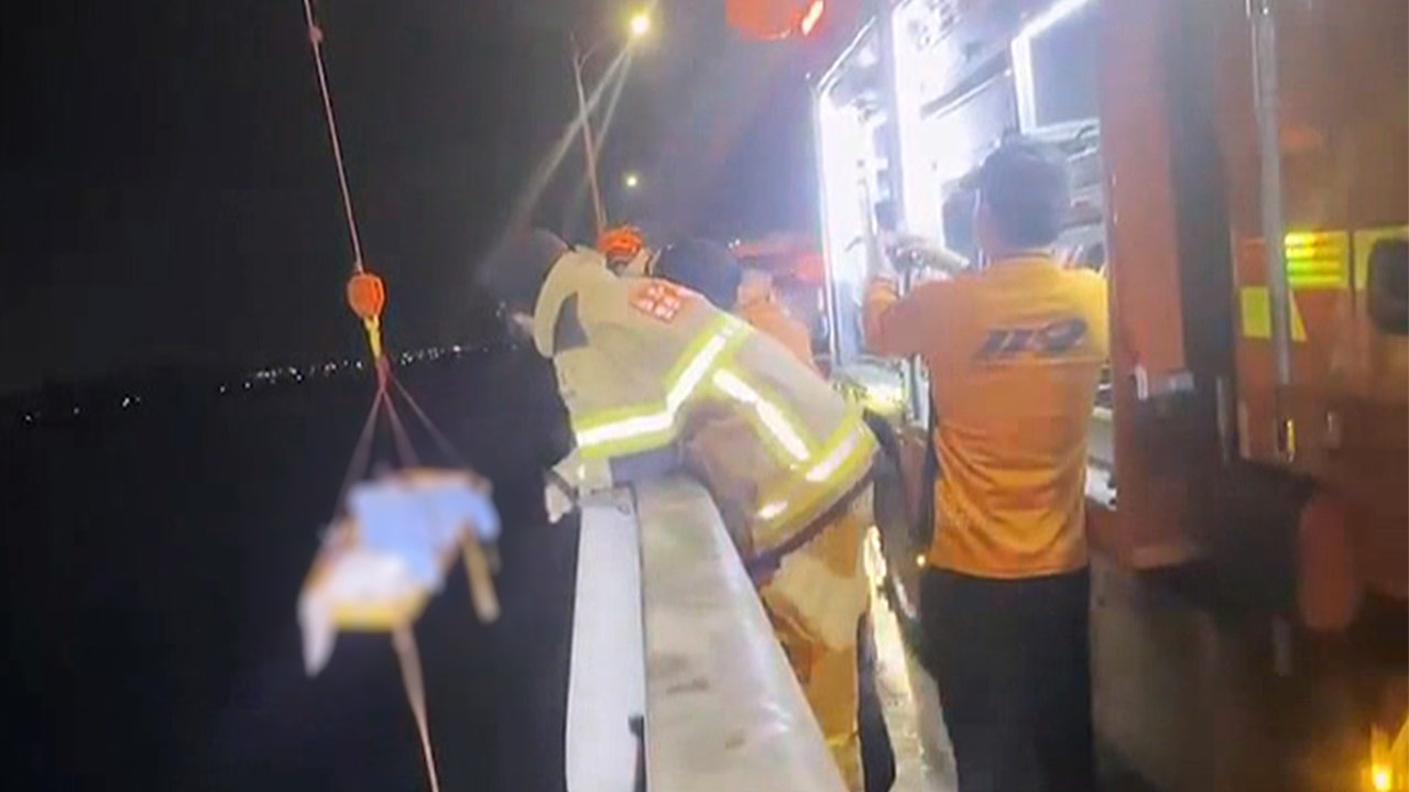 인천대교서 20대 여성 투신‥택시기사 신고로 구조