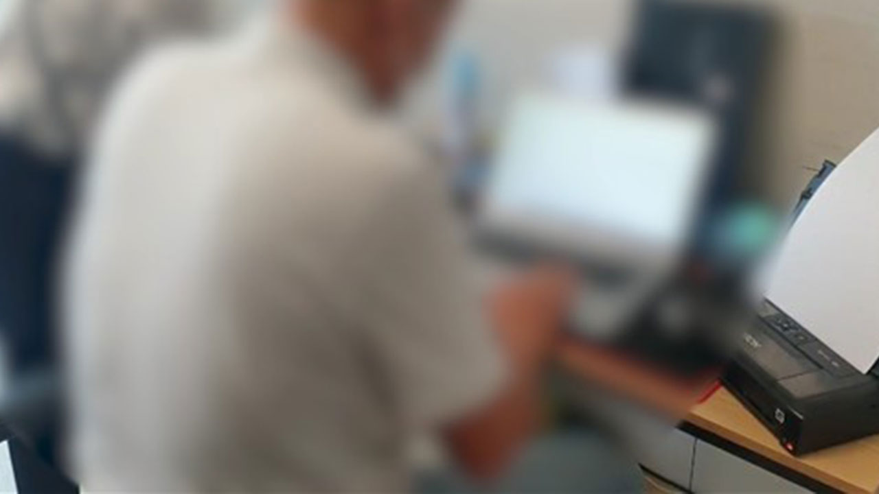 "마사지 장면 유포하겠다" 성매수남 협박해 수억 원 뜯은 일당 검거