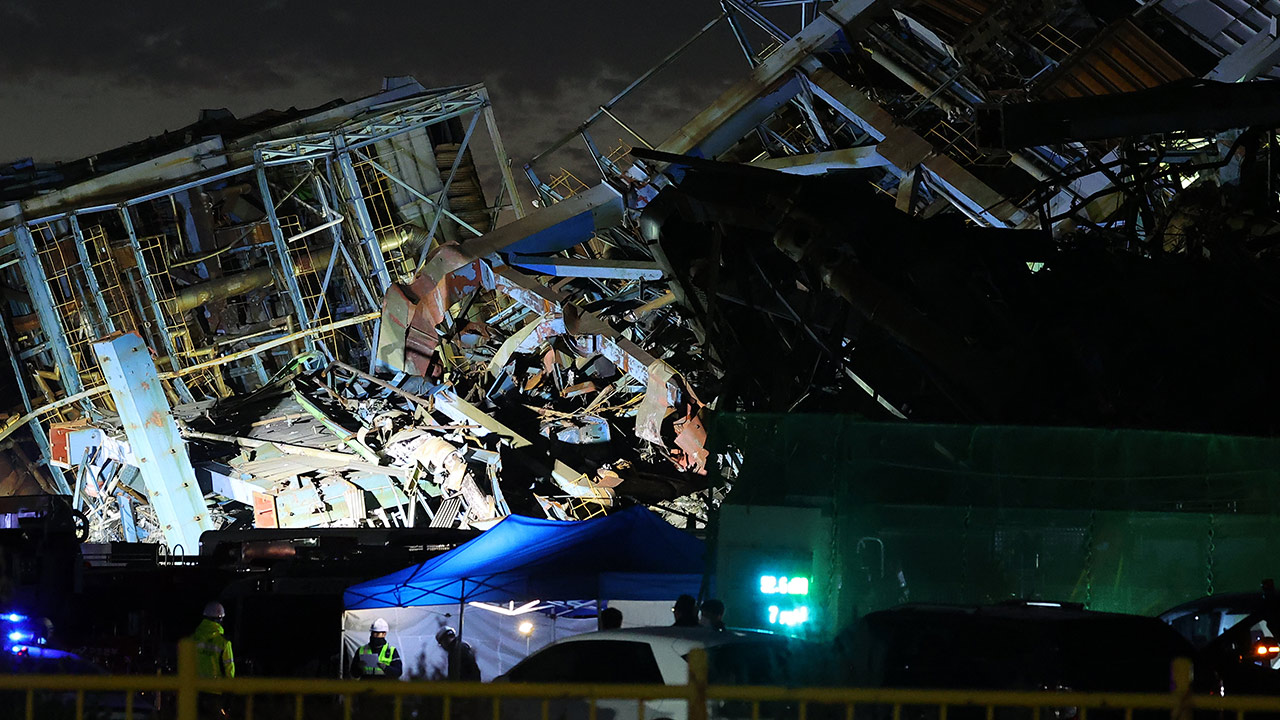 [속보] 울산화력 붕괴 사고 매몰자 추가 발견‥사망자 4명
