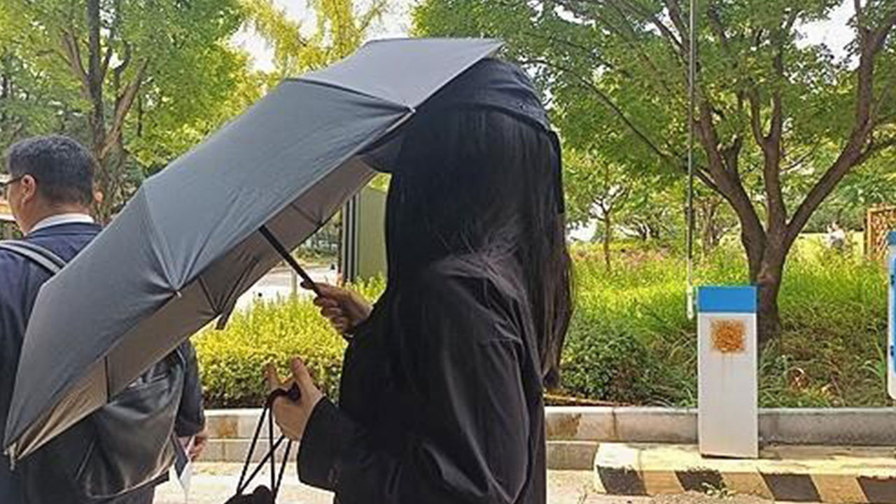 장원영 비방 '탈덕수용소' 2심도 징역형 집행유예