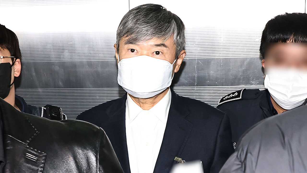 조태용, 구속 후 첫 '순직해병' 특검 조사 출석