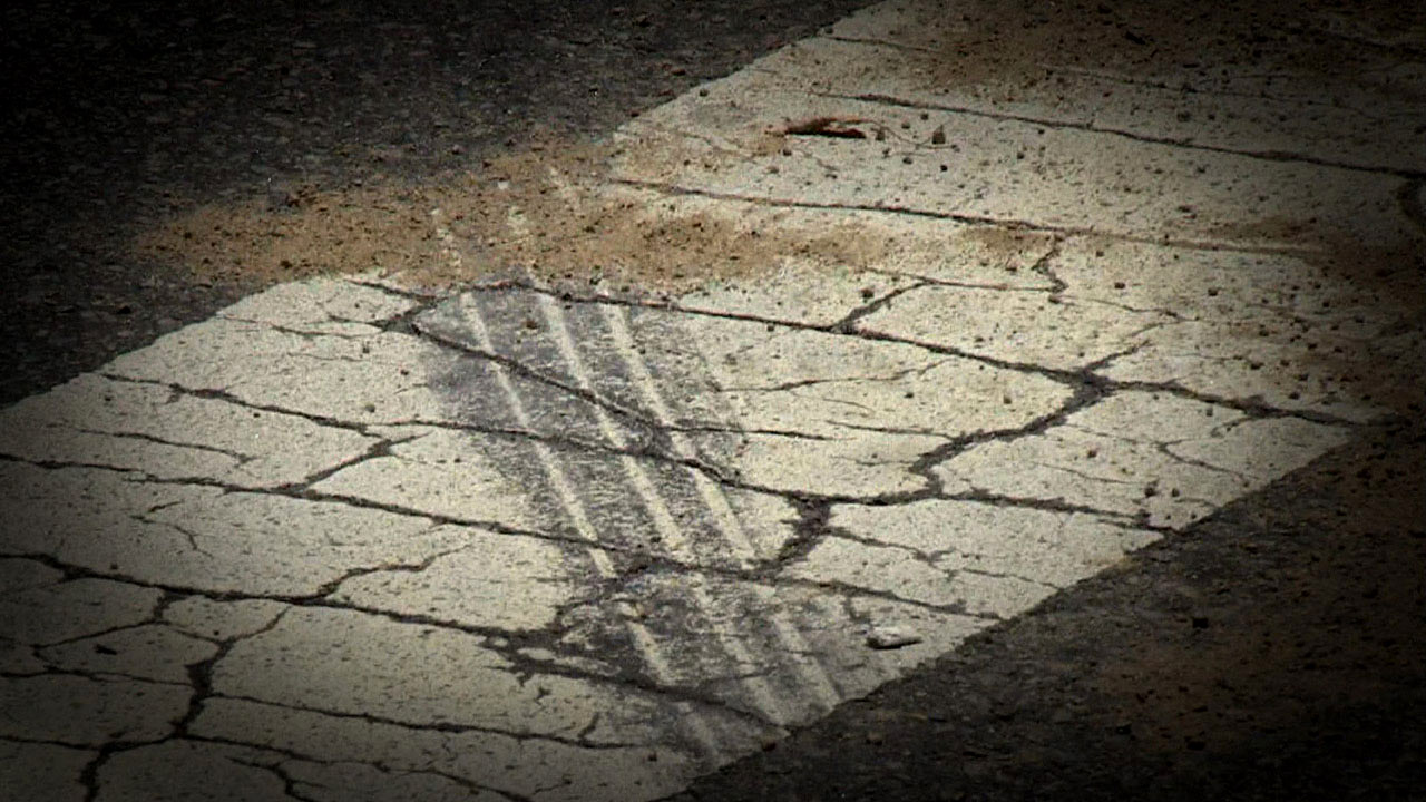 문경 중부내륙고속도로 차량 4대 추돌‥20대 남성 숨져