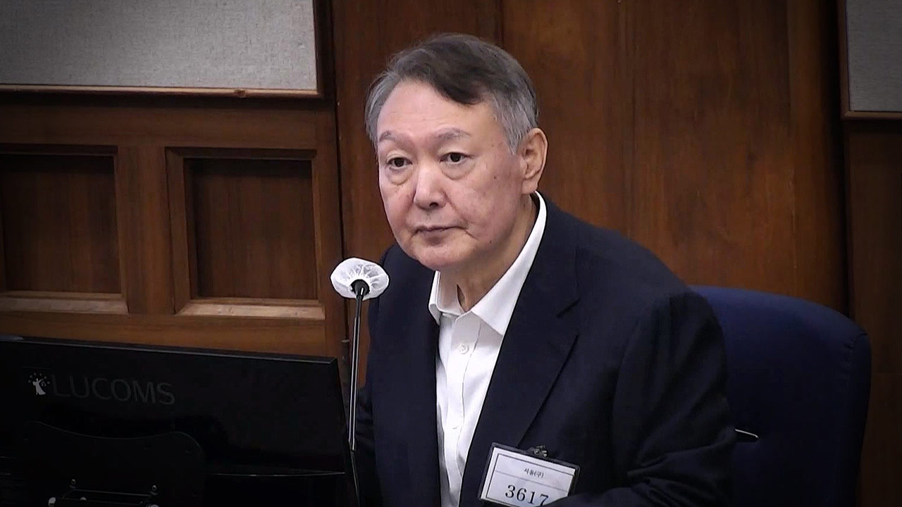 '김건희 국정농단' 특검, 윤석열 전 대통령 다음 달 17일 출석 통보