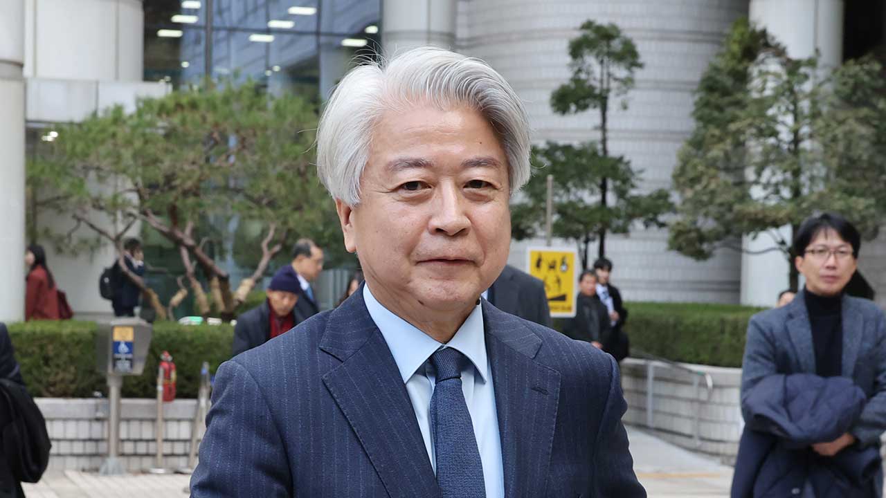 '6천만 원 수수' 노웅래 전 더불어민주당 의원 1심 무죄 "위법수집증거"