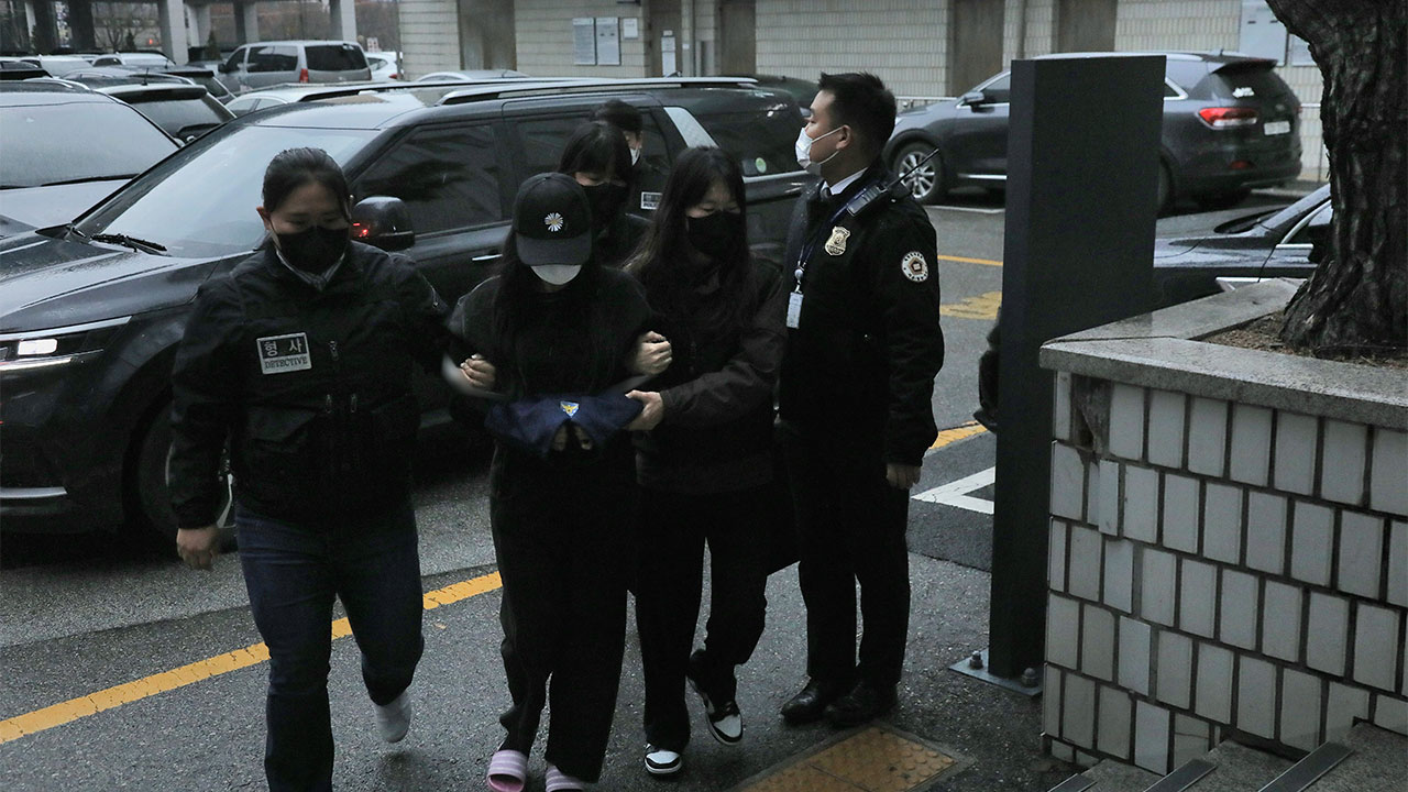 경찰, '포천 16개월 영아 사망' 친모·계부 자택 압수수색