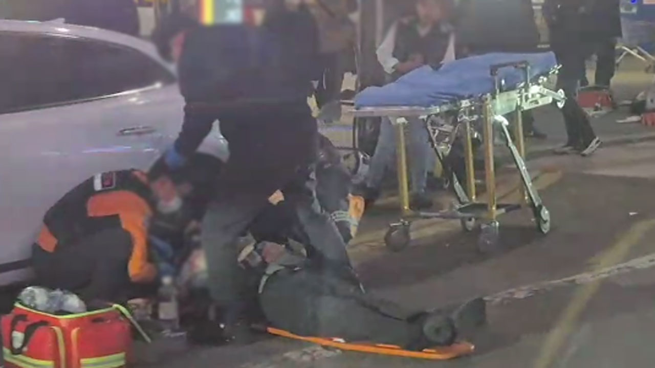 경기 시흥서 오토바이가 보행자 2명 들이받아‥3명 다쳐