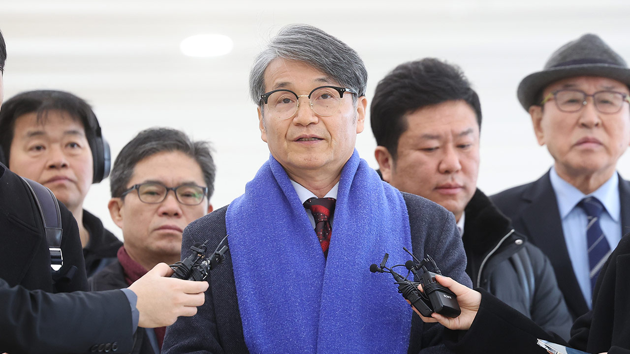 '김건희 디올백 선물' 최재영 목사 특검 출석‥"검찰 수사 문제제기"