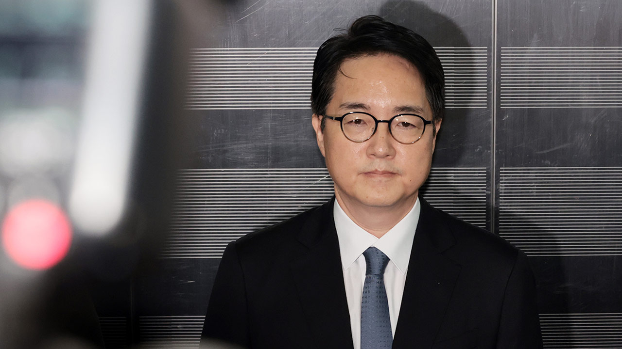 특검, '尹 석방지휘' 심우정 소환‥'후회 없나' 질문에 묵묵부답