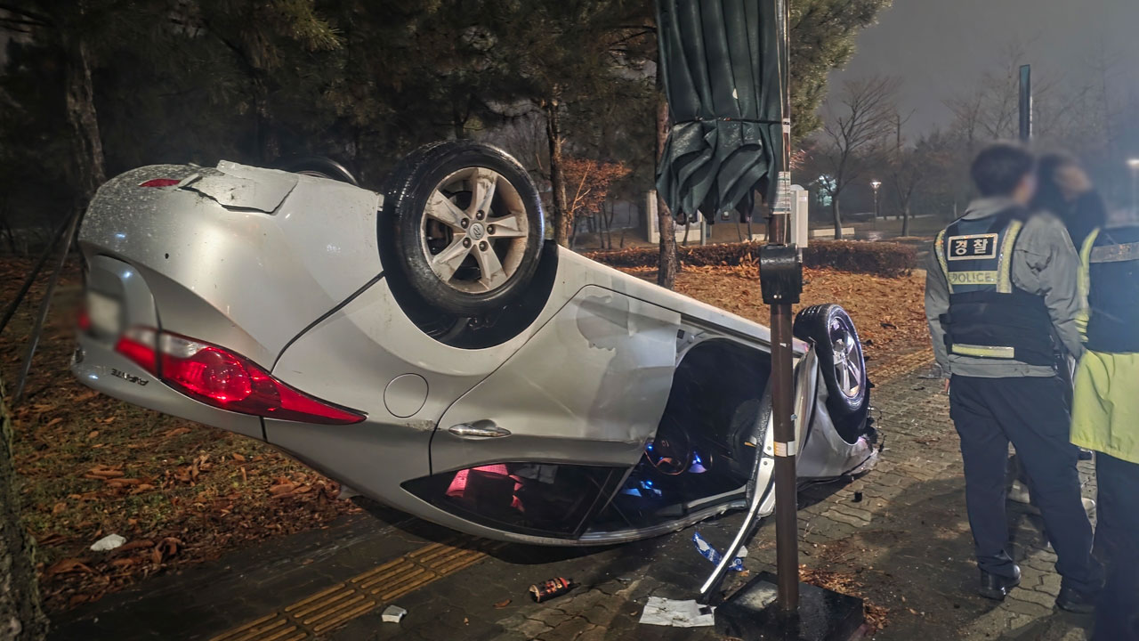 인천 청라동서 20대 음주운전자가 몰던 승용차 전복