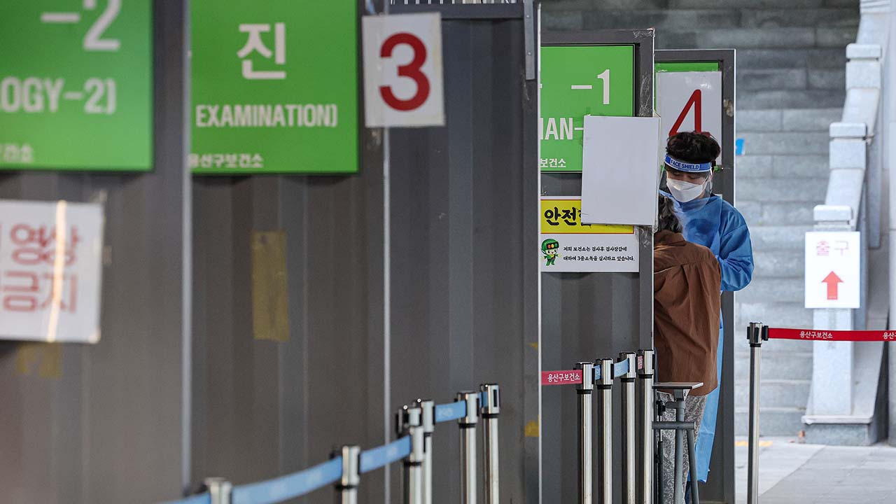 국내 성인 3명 중 2명 "가까운 시일 내 신종 감염병 유행할 듯"