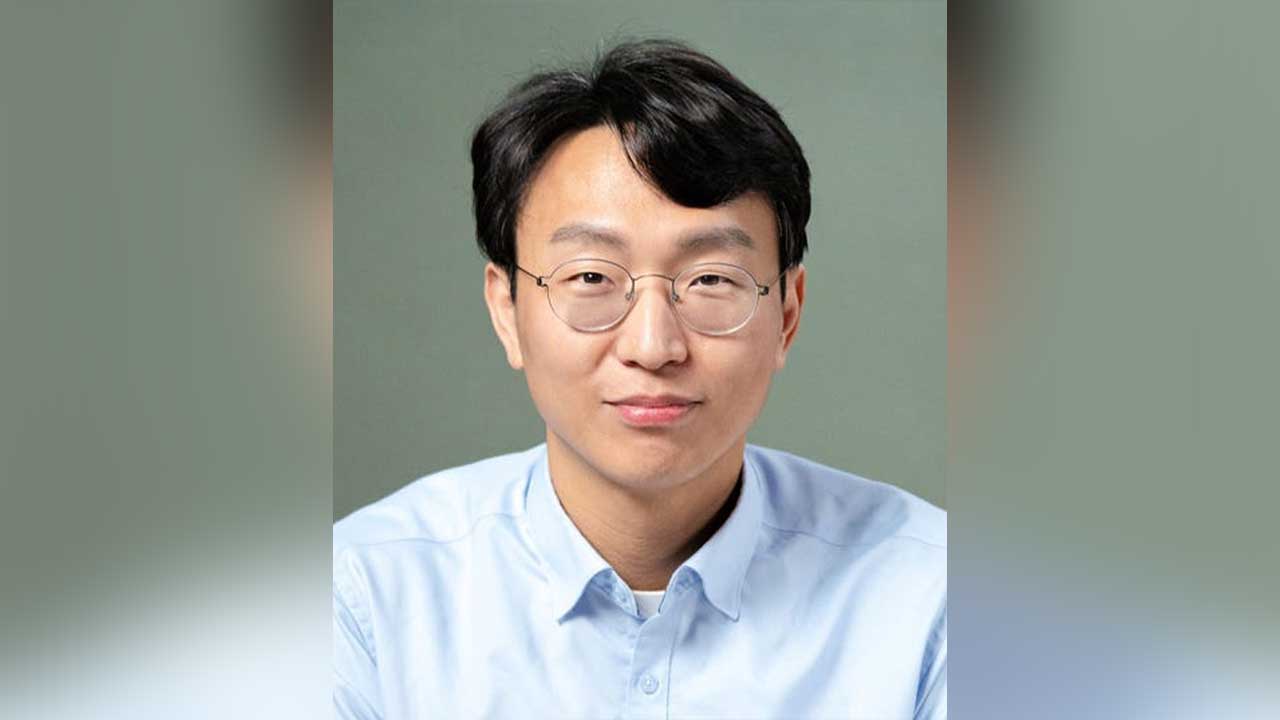 경찰, 정희원 '스토킹 피해' 고소 사건 수사 착수