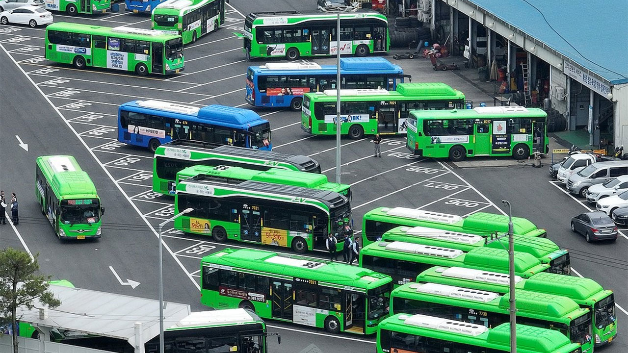 서울시 버스노조, 1월 13일 전면 파업 돌입 결정