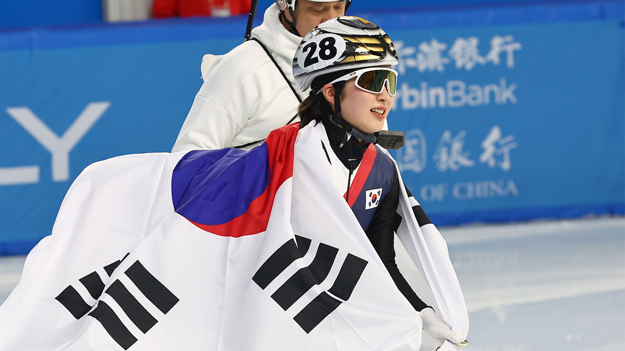 [아시안게임] 김길리, 쇼트트랙 여자 1,500m 금메달‥한국 첫 2관왕