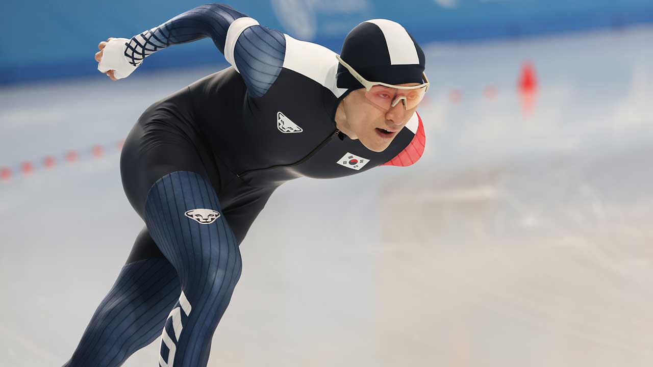 [아시안게임] 빙속 남자 팀 추월 2위‥이승훈, 9번째 메달로 '최다 신기록'
