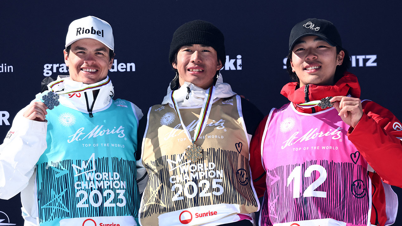 정대윤, '한국 선수 최초' 프리스타일 스키 세계선수권 모굴 동메달
