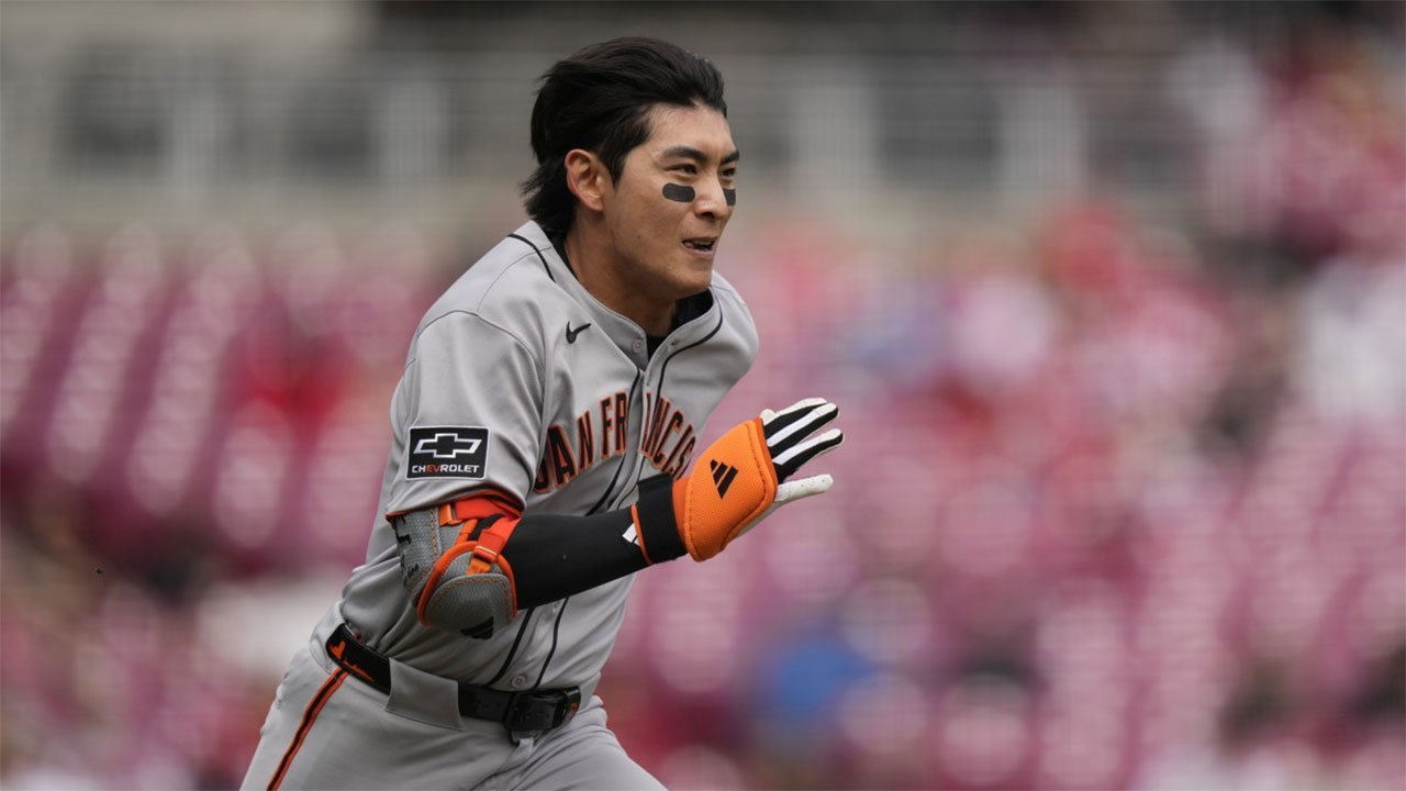 이정후, 적시 2루타 등 개막 3경기 만에 첫 '멀티 히트'